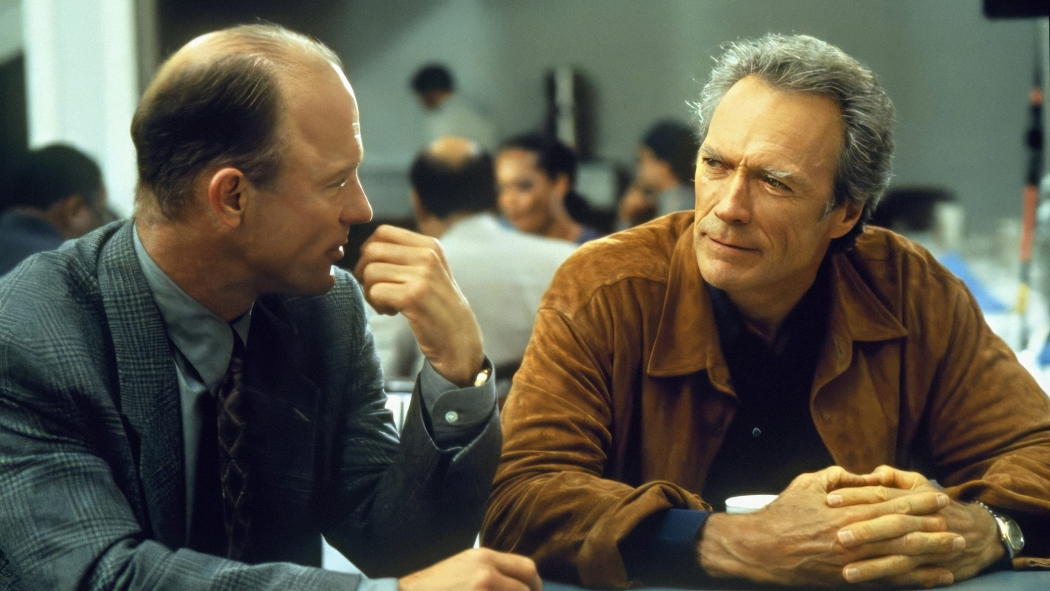 Mutlak güç (1997) izle